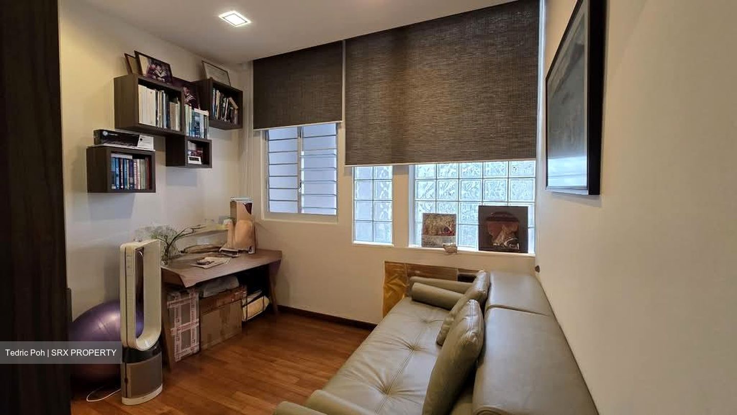 The Summit (D16), Condominium #550400231